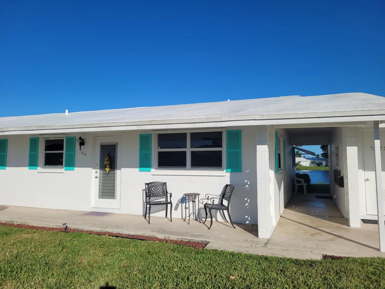 South Florida Real Estate | View 1191 SW Lake Circle, 104 | 2 Beds, 2 Baths