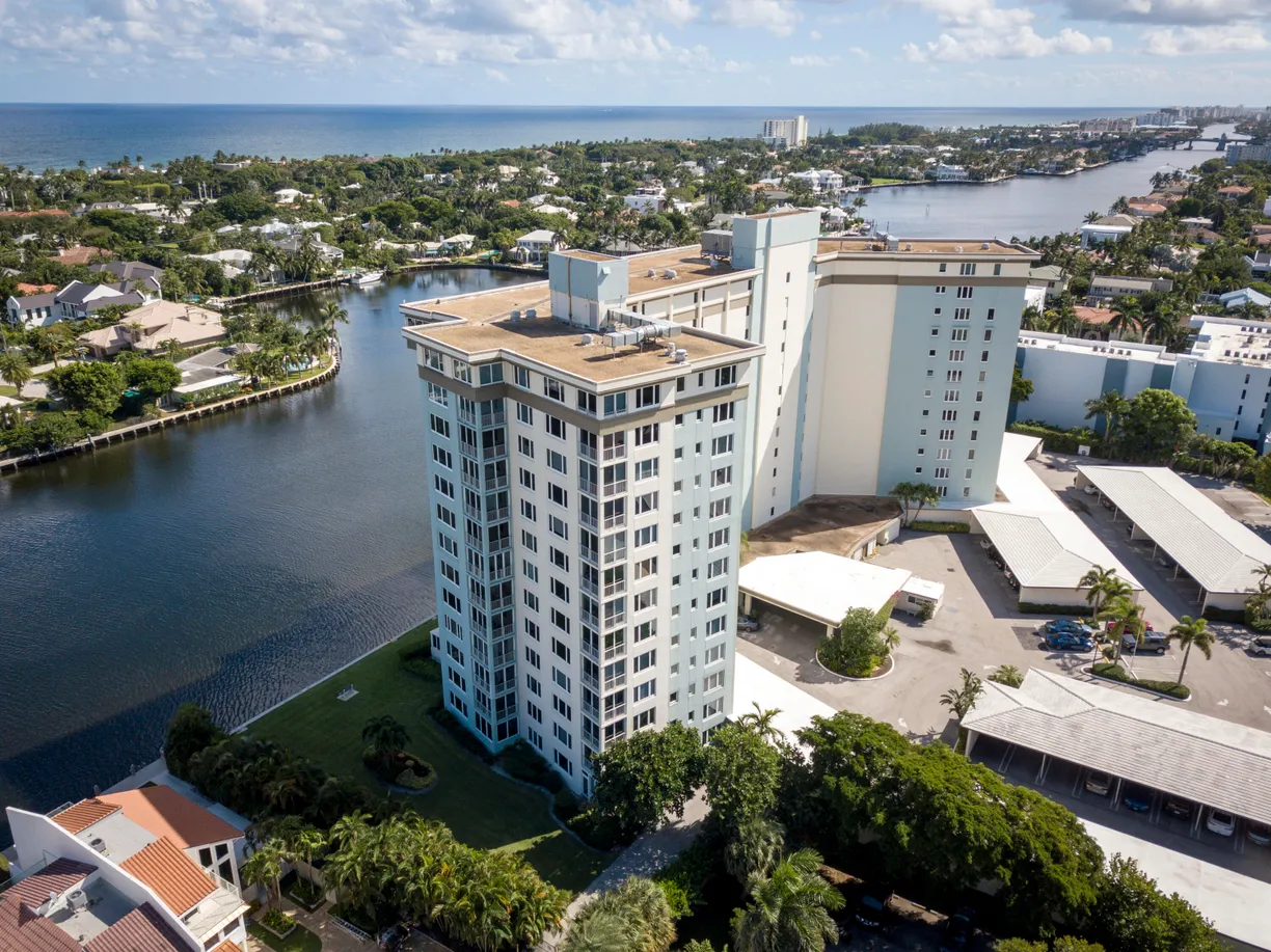 South Florida Real Estate | View 555 SE 6th Avenue, 7e | 2 Beds, 2 Baths
