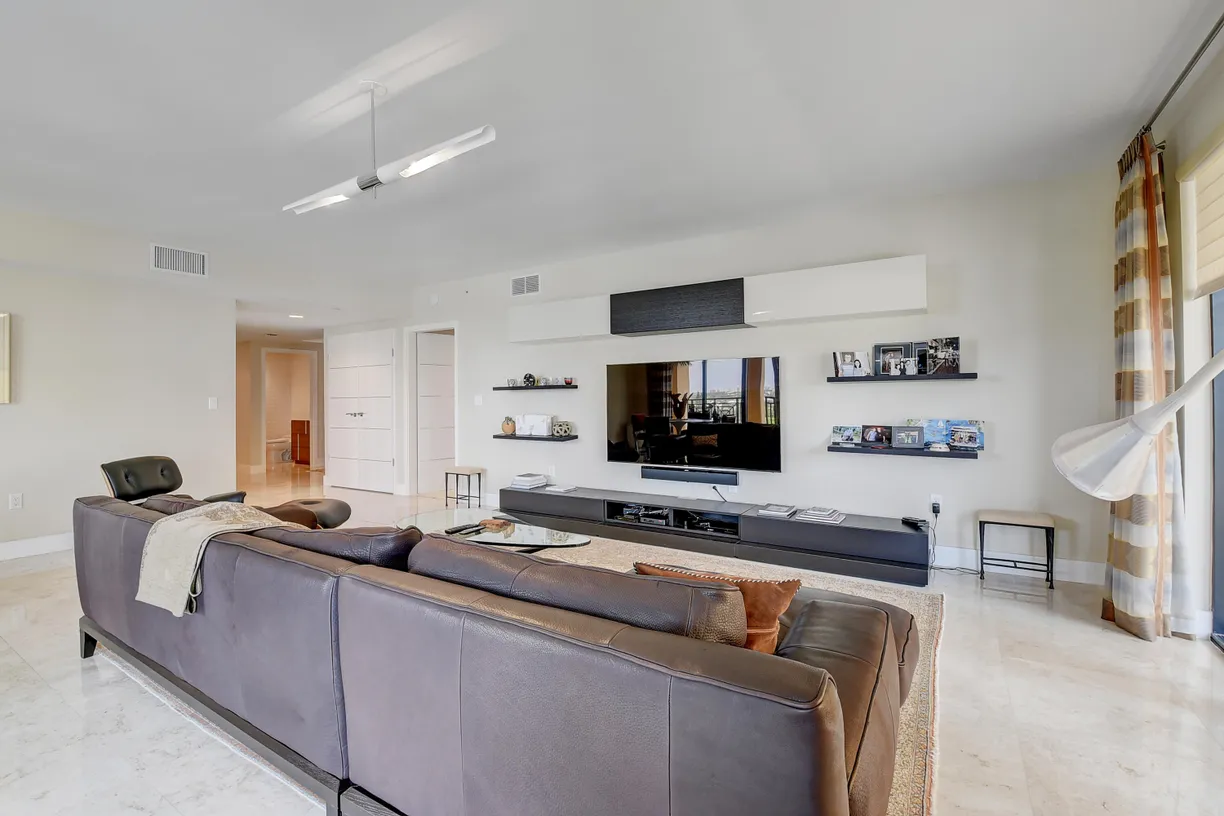 South Florida Real Estate | View 200 E Palmetto Park Road, 702 | Listing