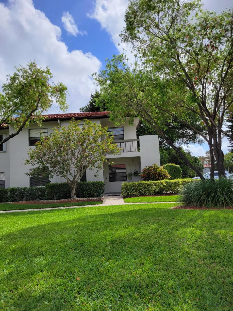 South Florida Real Estate | View 21365 Cypress Hammock Drive, 20l | 2 Beds, 2 Baths