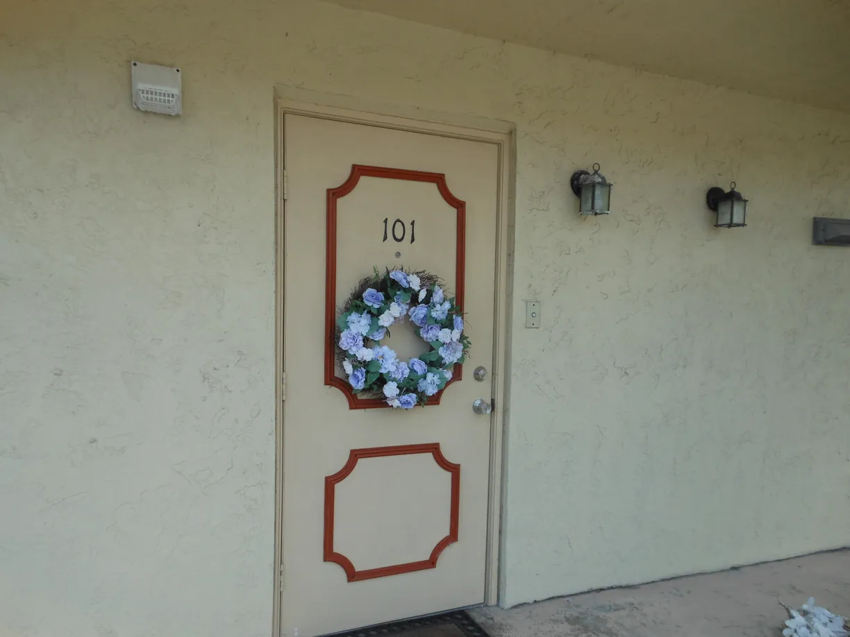 South Florida Real Estate | View 720 N Dixie Highway, 101 | 2 Beds, 2 Baths