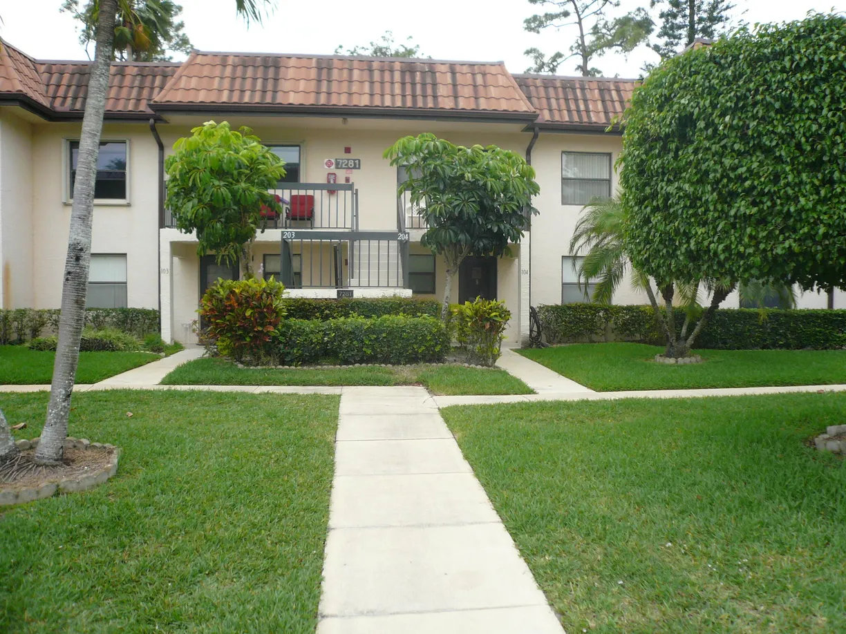 South Florida Real Estate | View 7281 Golf Colony Court, 204 | 2 Beds, 2 Baths