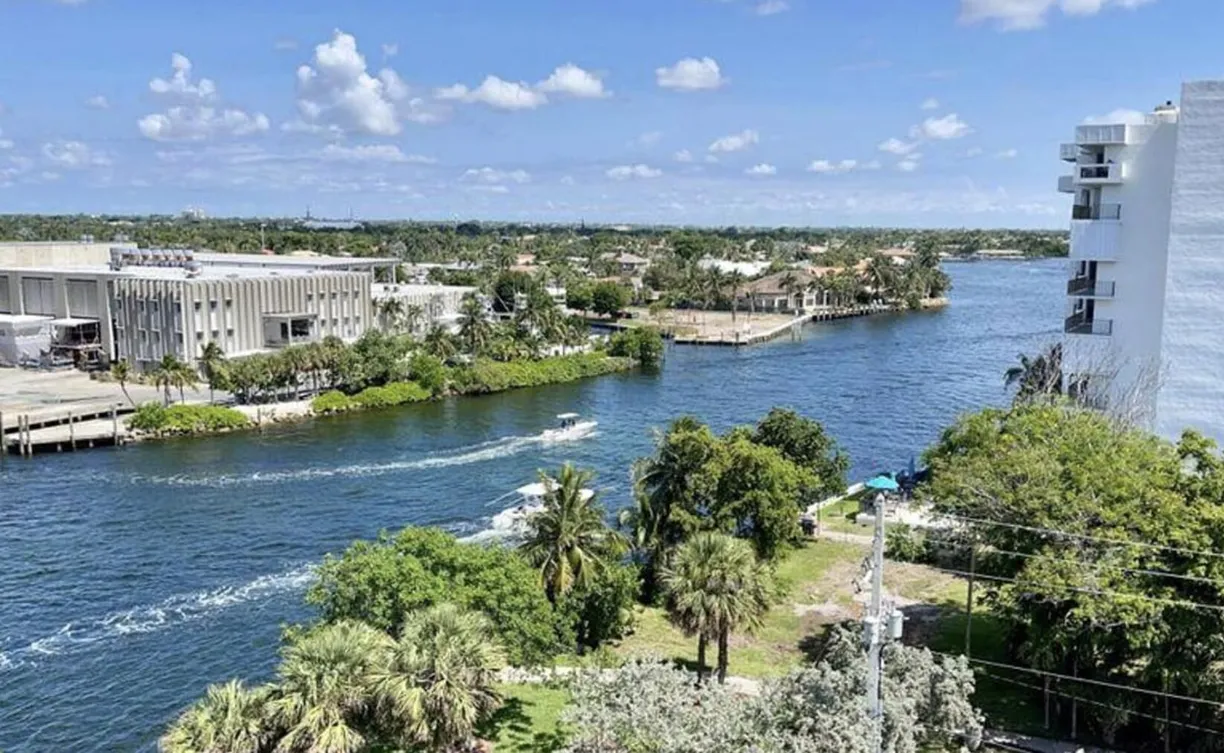 South Florida Real Estate | View 1505 N Riverside Drive, 1002 | 2 Beds, 2 Baths