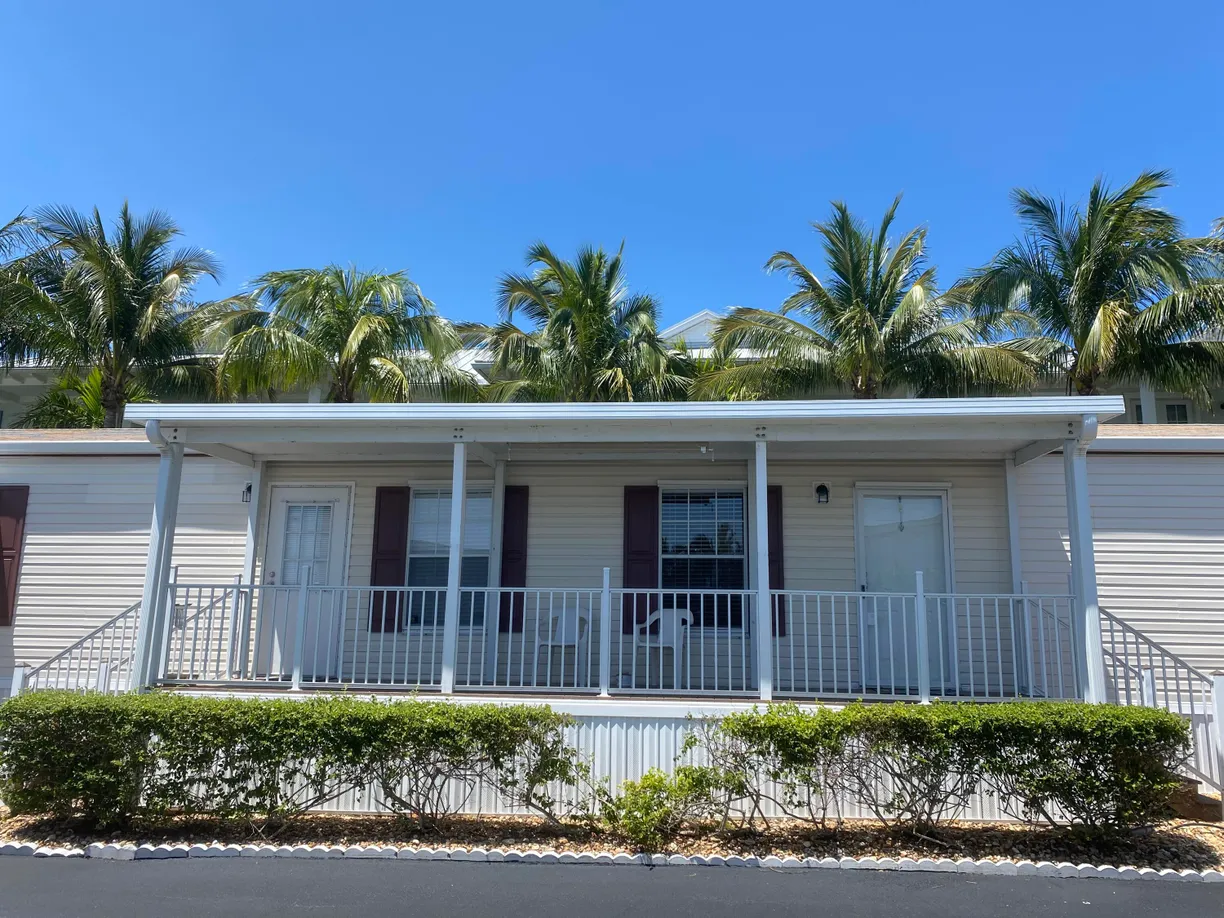 South Florida Real Estate | View 14661 Us Highway 1, 75 | 2 Beds, 2 Baths