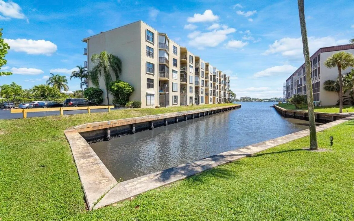 South Florida Real Estate | View 890 N Federal Highway, 411 | 2 Beds, 2 Baths