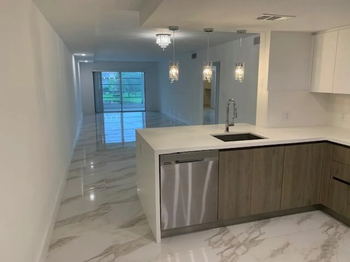 South Florida Real Estate | View 1902 Bermuda Circle, M3 | 2 Beds, 2 Baths