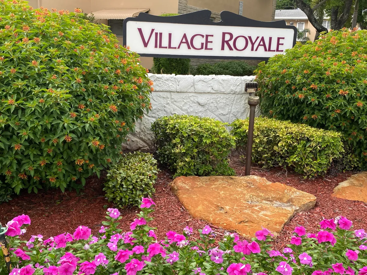 South Florida Real Estate | View 2212 NE 1st Way, 202 | Listing