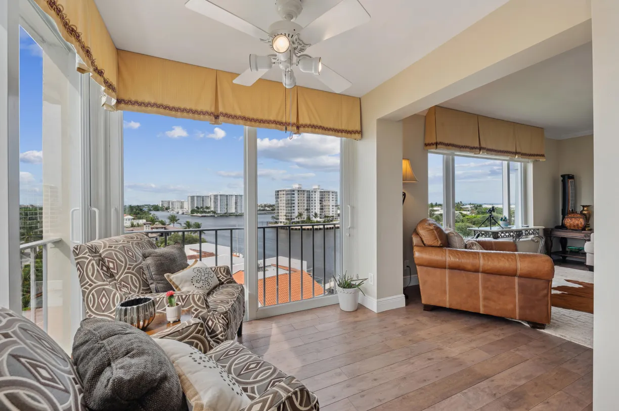 South Florida Real Estate | View 555 SE 6th Avenue, 7h | Listing