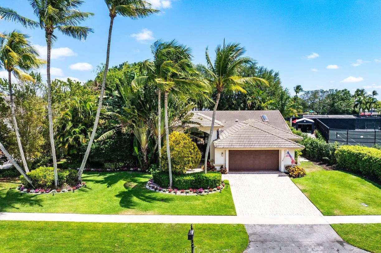 South Florida Real Estate | View 4590 Live Oak Boulevard | 3 Beds, 3 Baths