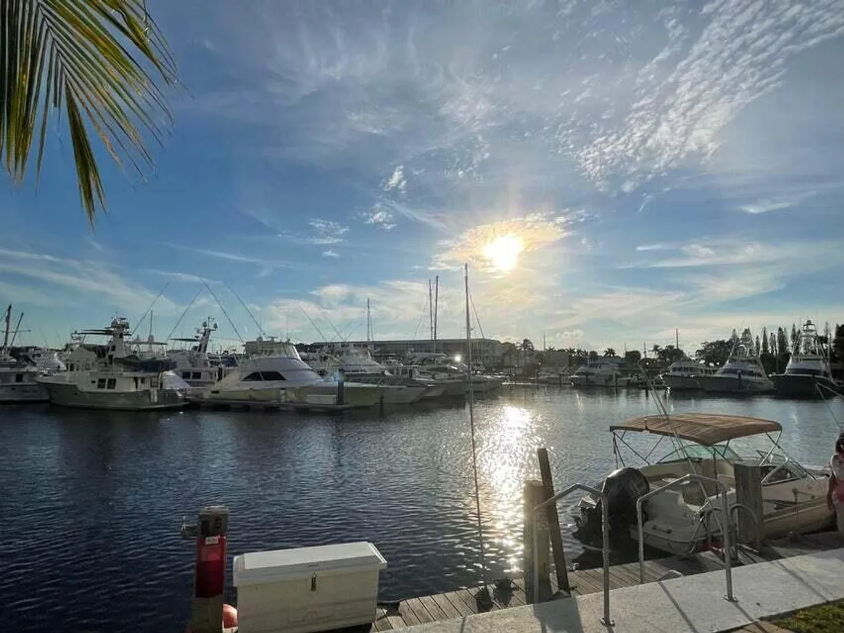 South Florida Real Estate | View 29 Yacht Club Drive, 208 | 2 Beds, 2 Baths