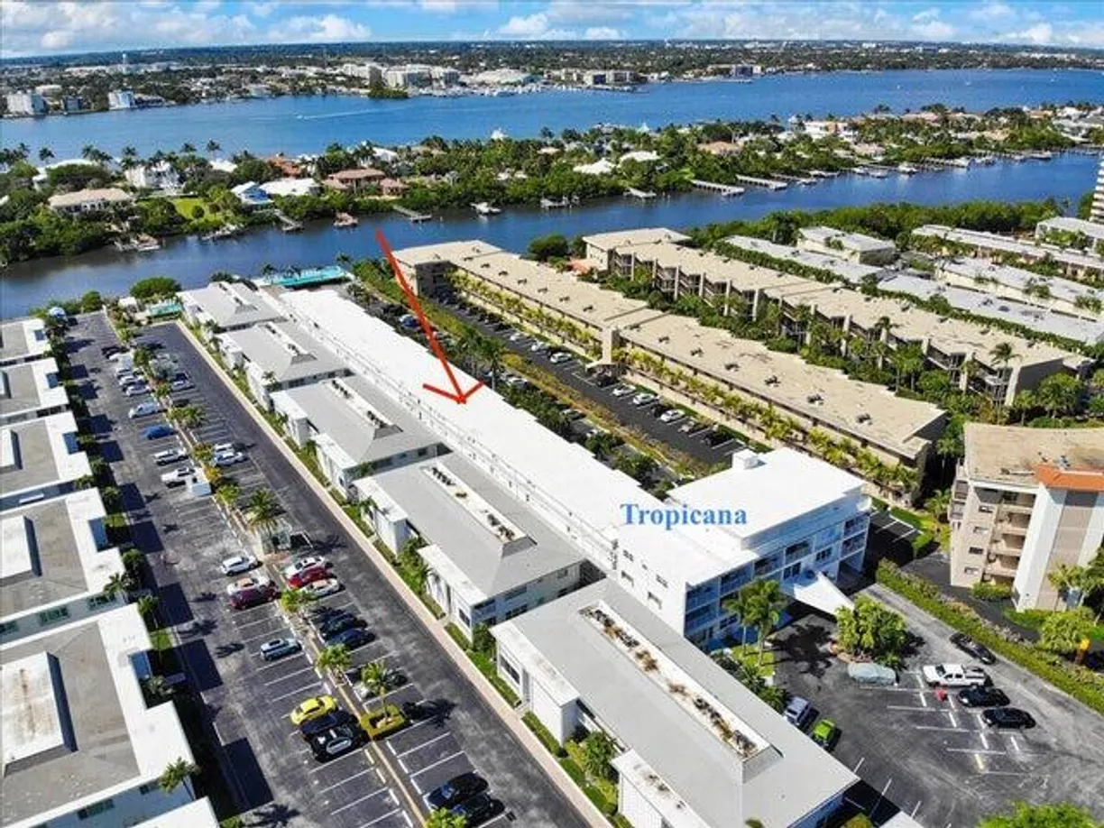 South Florida Real Estate | View 4001 S Ocean Boulevard, 307 | 1 Bath