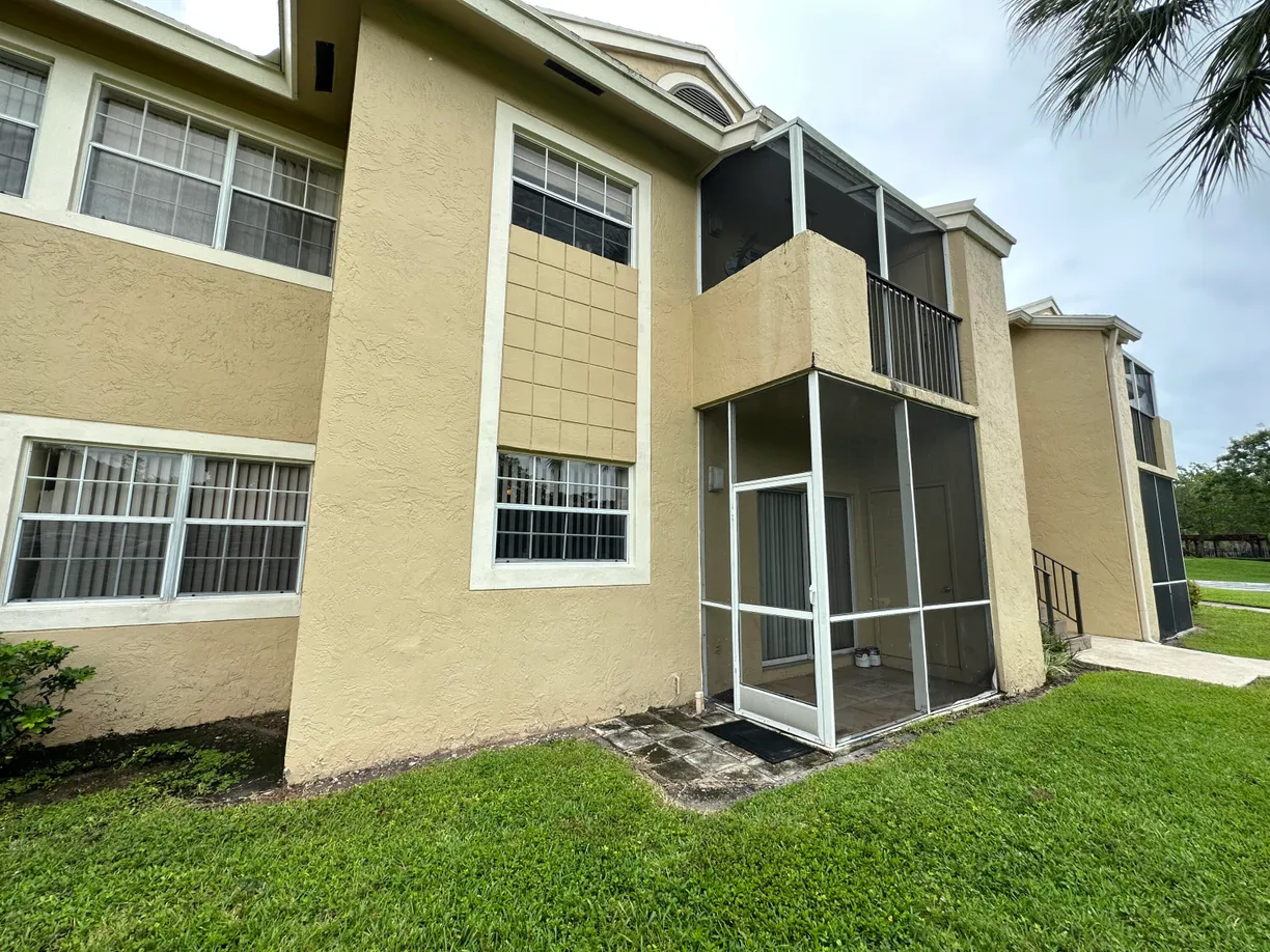 South Florida Real Estate | View 800 Cypress Park Way, O | 2 Beds, 2 Baths