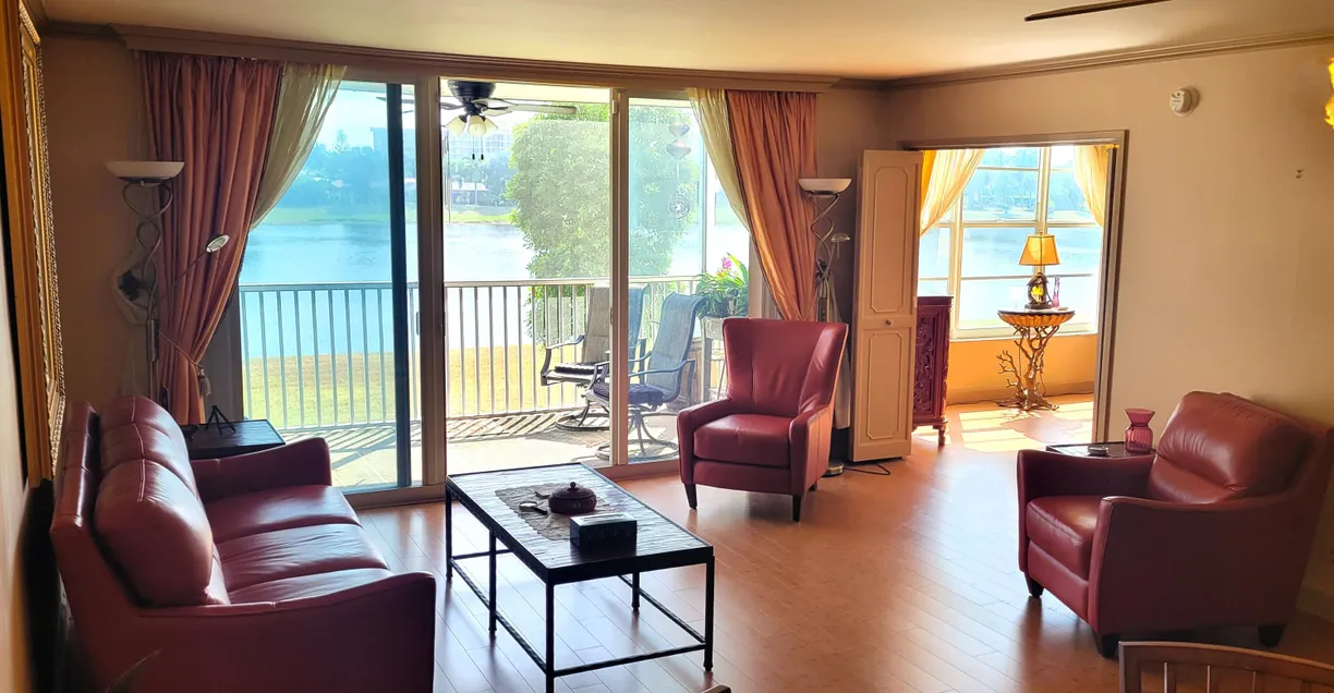South Florida Real Estate | View 3100 N Course Lane, 201 | 3 Beds, 2 Baths
