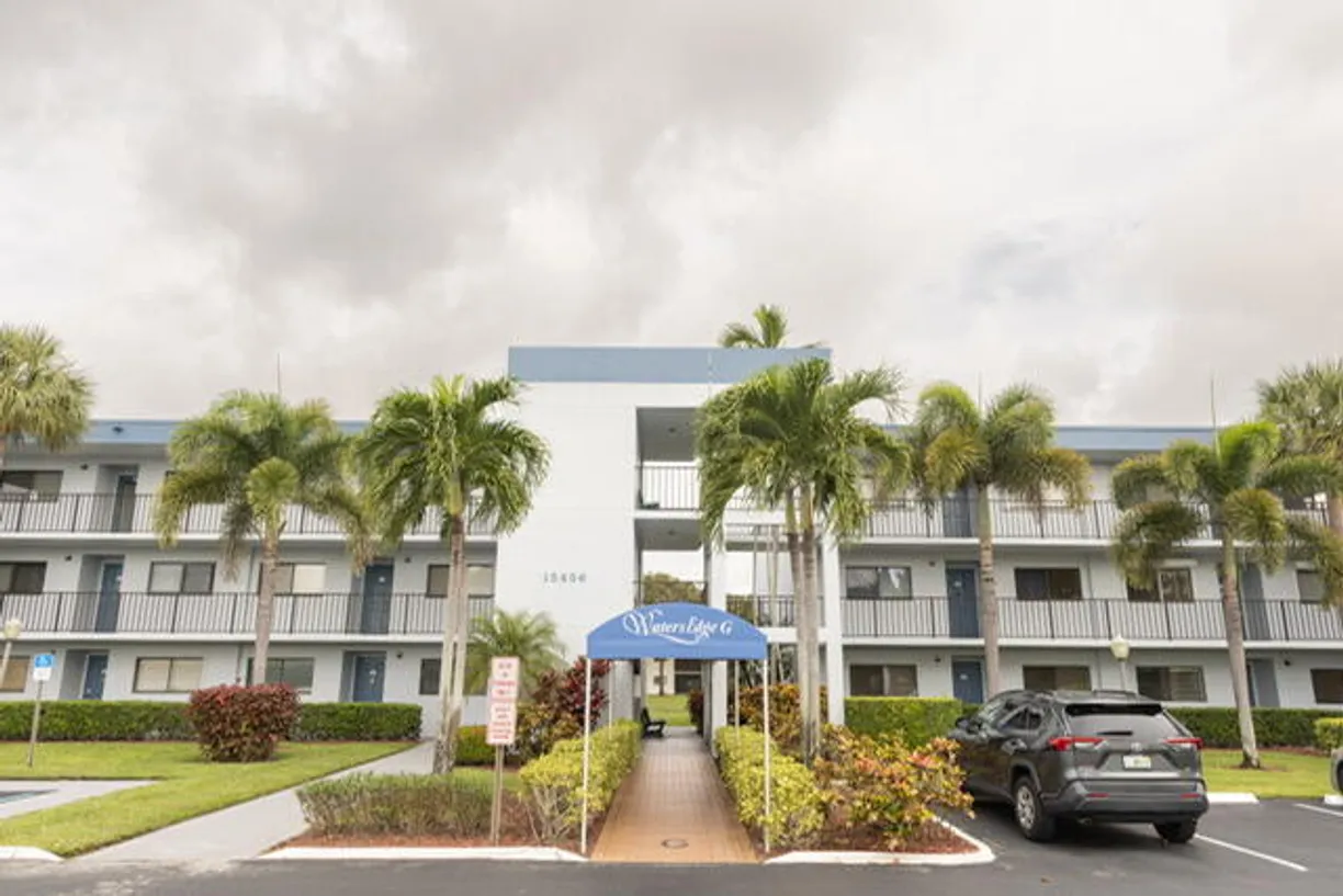 South Florida Real Estate | View 15456 Pembridge Drive, 109 | 2 Beds, 2 Baths