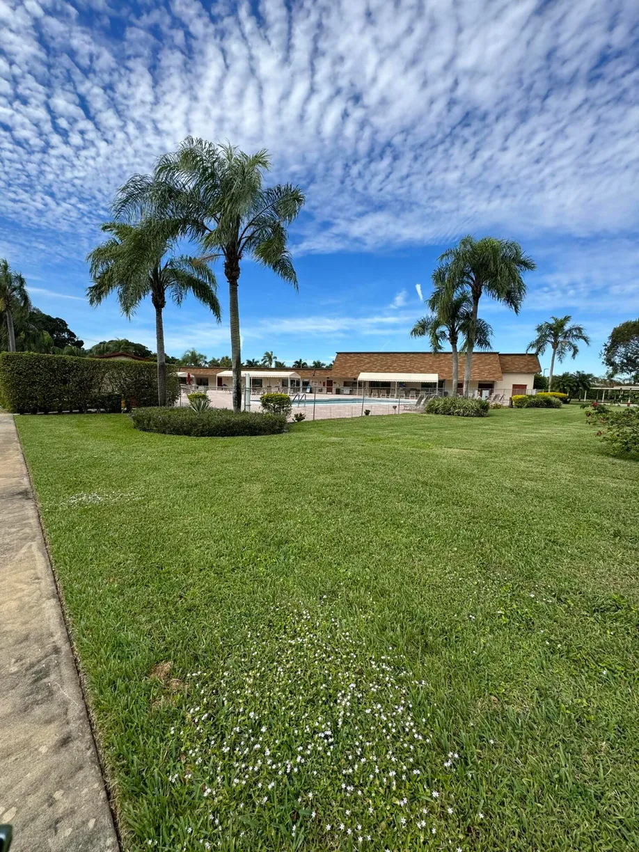 South Florida Real Estate | View 20 Abbey Lane, 102 | 2 Beds, 2 Baths