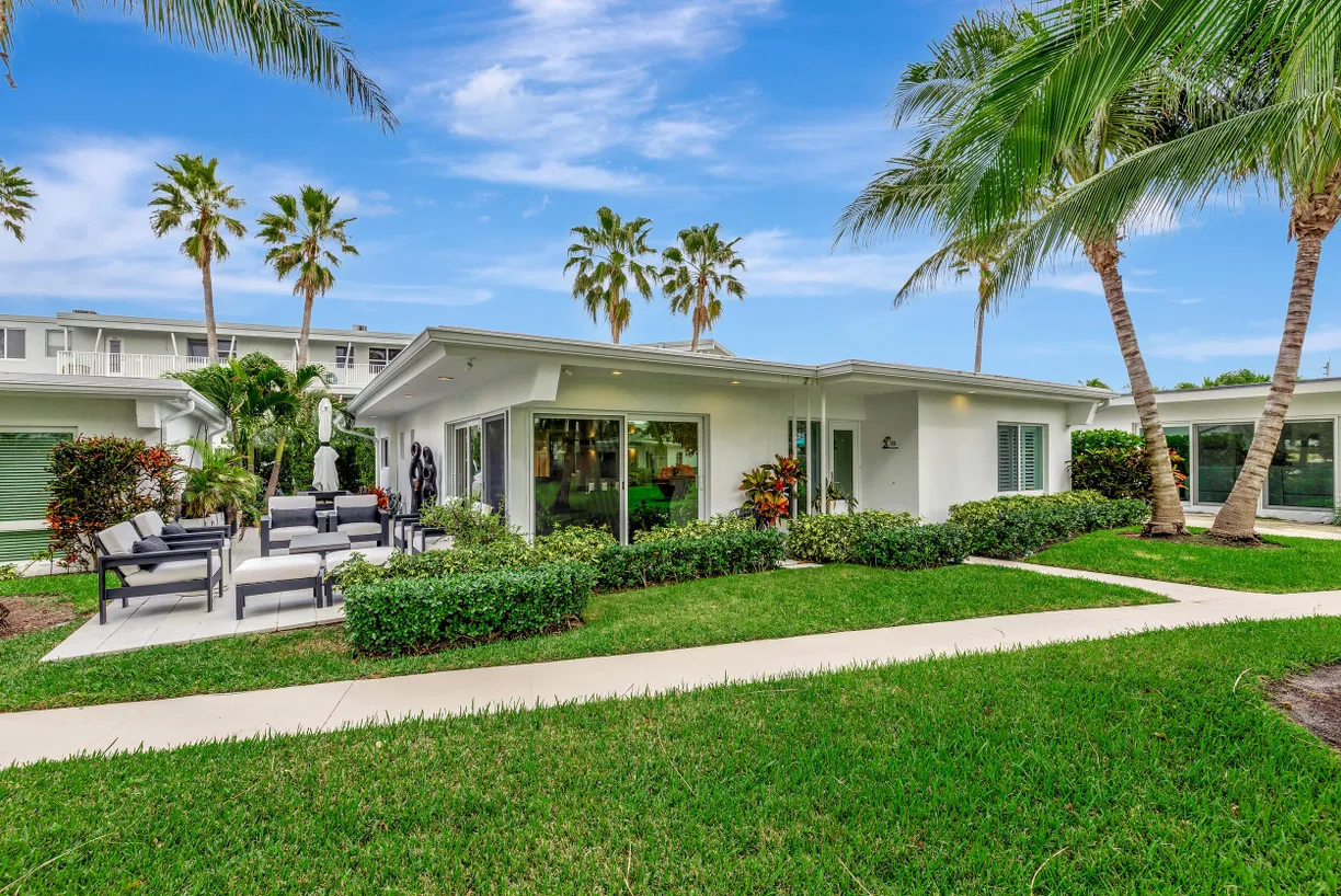 South Florida Real Estate | View 1212 Hillsboro Mile, 20 | 3 Beds, 2 Baths
