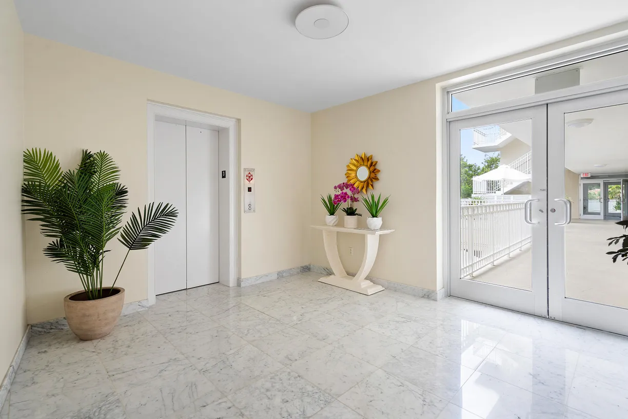 South Florida Real Estate | View 100 Royal Palm Way, C3 | Listing