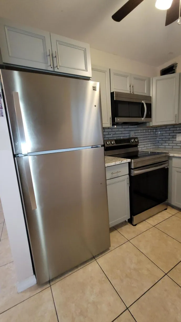 South Florida Real Estate | View 208 Easthampton I | Listing
