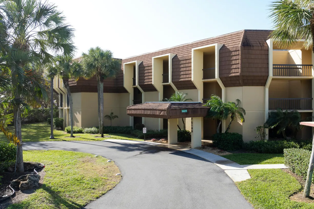 South Florida Real Estate | View 5188 Woodland Lakes Drive, 337 | 2 Beds, 2 Baths
