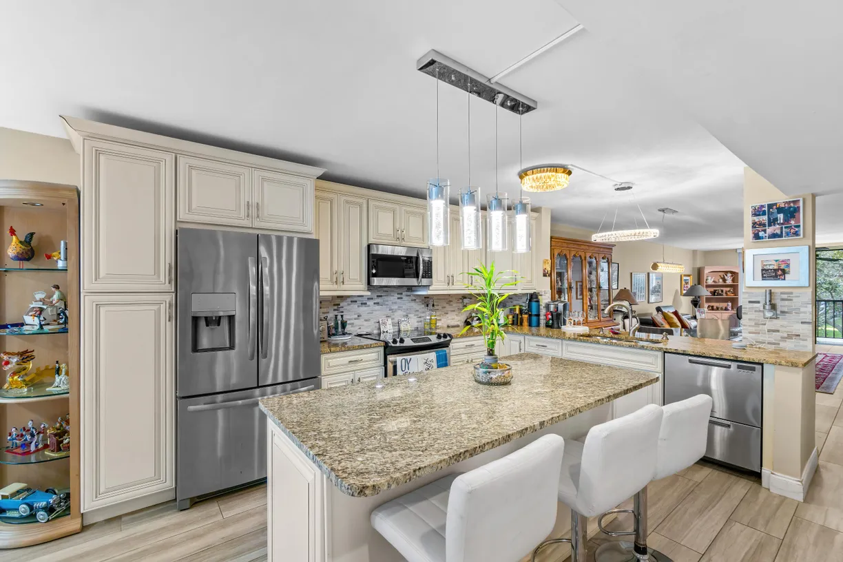 South Florida Real Estate | View 15461 Pembridge Drive, 301 | 2 Beds, 2 Baths