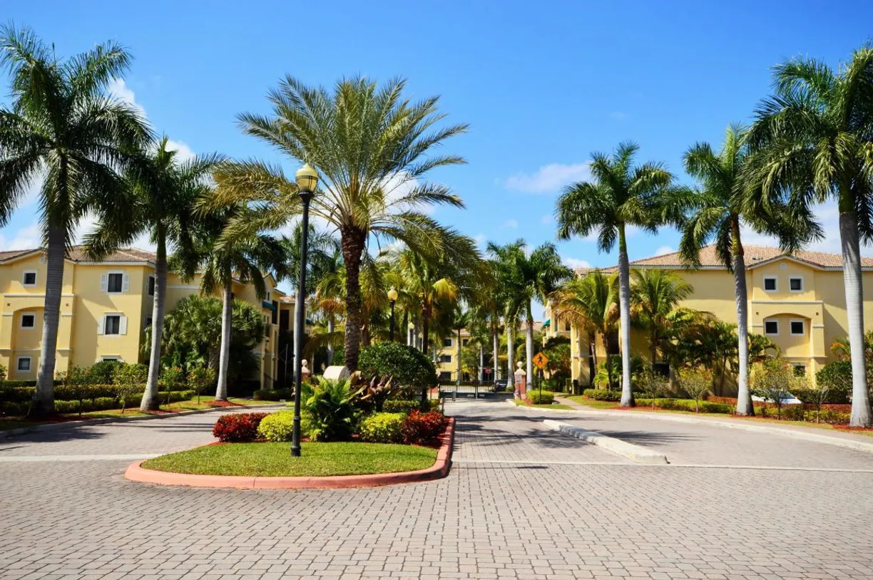 South Florida Real Estate | View 3020 Alcazar Place, 207 | Listing