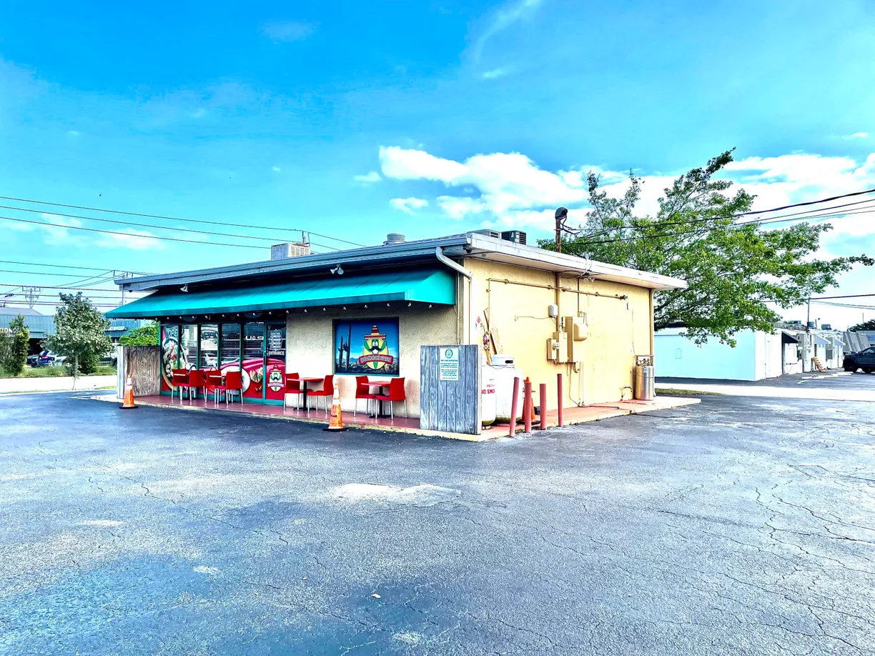 South Florida Real Estate | View 3701 N Andrews Avenue