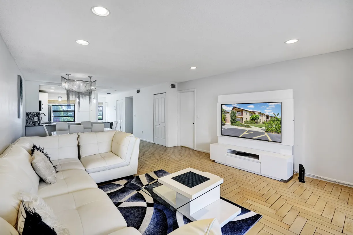 South Florida Real Estate | View 9290 Vista Del Lago, 11c | 2 Beds, 2 Baths
