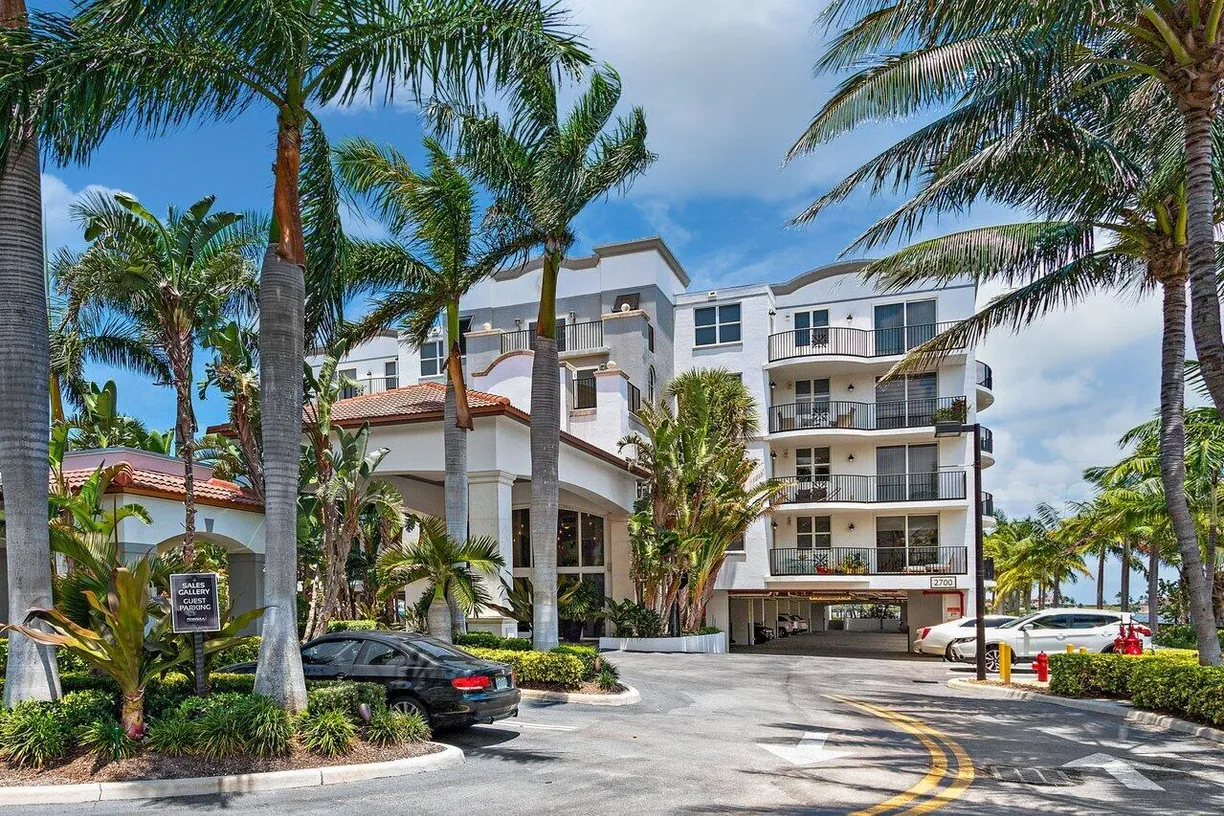 South Florida Real Estate | View 2700 N Federal Highway, 507 | Listing