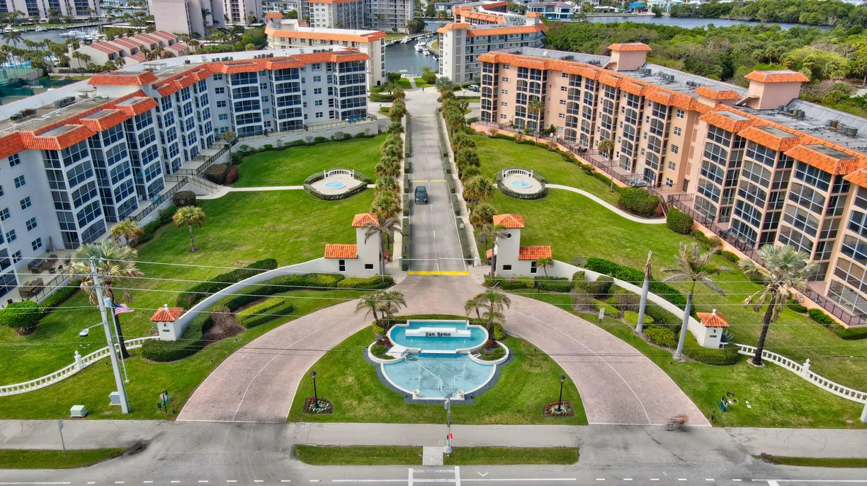 South Florida Real Estate | View 2871 N Ocean Boulevard, D212 | 2 Beds, 2 Baths