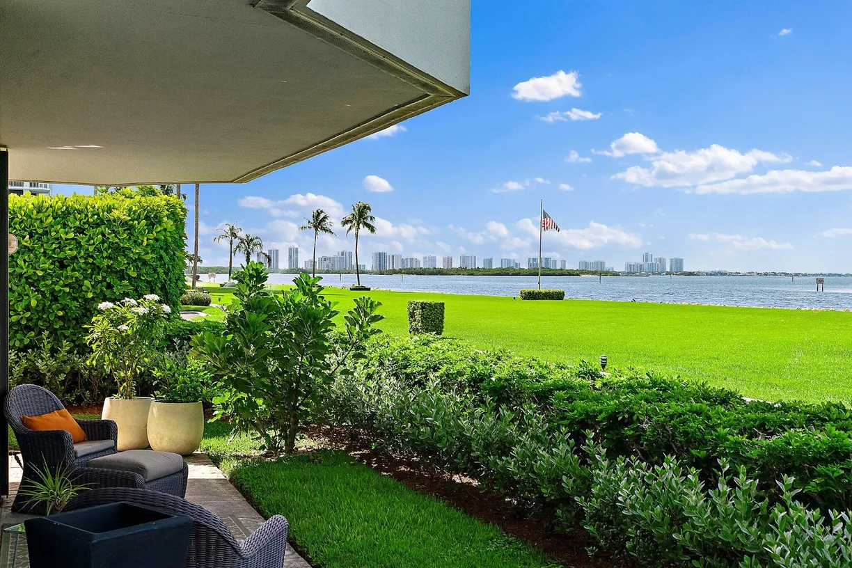 South Florida Real Estate | View 123 Lakeshore Drive, 143 | Listing