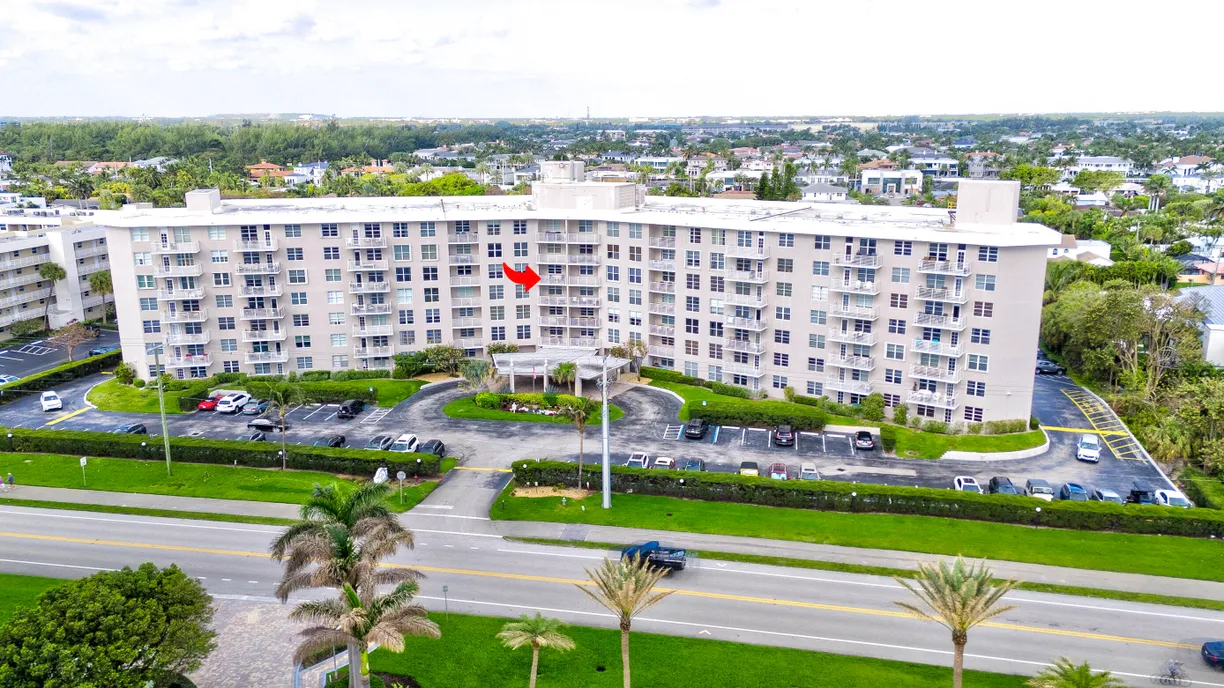 South Florida Real Estate | View 2851 S Ocean Boulevard, 5l | 2 Beds, 2 Baths