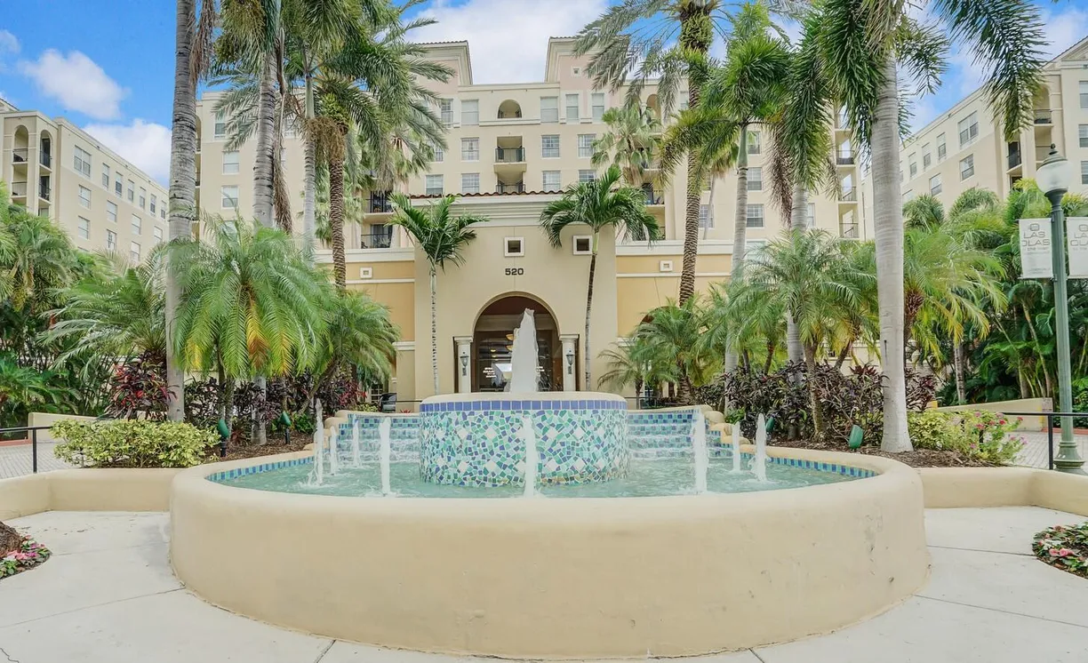 South Florida Real Estate | View 520 SE 5th Avenue, 1402 | 2 Beds, 2 Baths