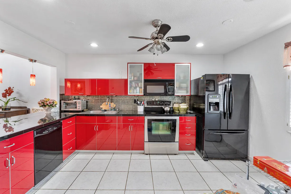South Florida Real Estate | View 5775 Fernley Drive, 143 | 2 Beds, 2 Baths