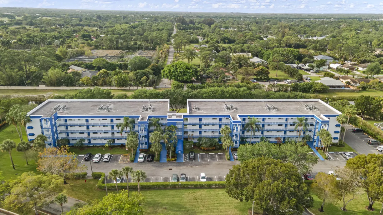 South Florida Real Estate | View 4734 Lucerne Lakes Boulevard, 201 | 2 Beds, 2 Baths