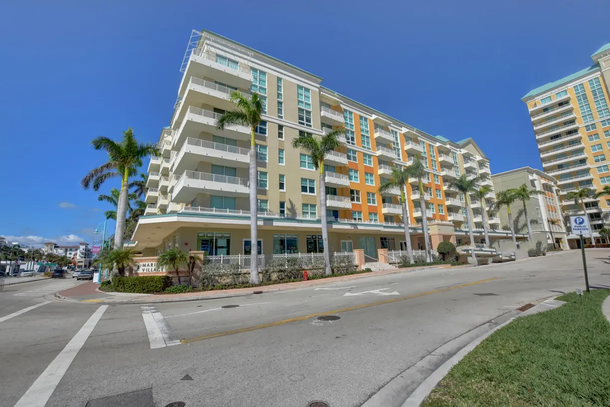 South Florida Real Estate | View 100 NE 6th Street, 605 | 1 Bed, 1 Bath