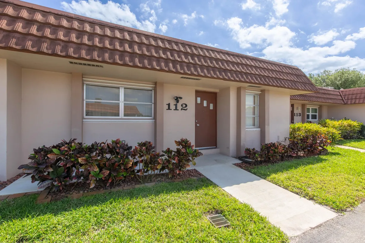 South Florida Real Estate | View 5775 Fernley Drive, Apt 112 | 1 Bed, 2 Baths