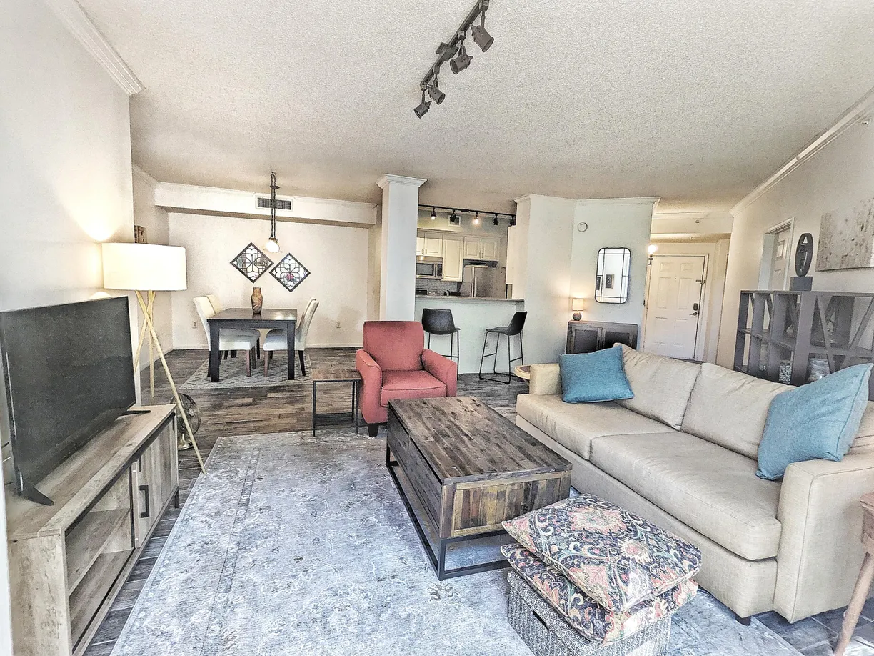 South Florida Real Estate | View 630 S Sapodilla Avenue, 308 | 2 Beds, 2 Baths