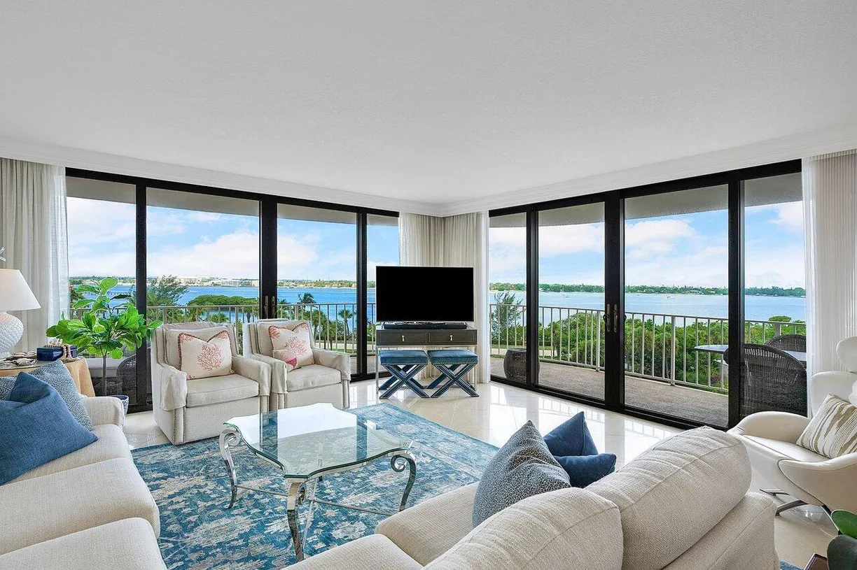 South Florida Real Estate | View 3400 S Ocean Boulevard, 5a I | 2 Beds, 2 Baths