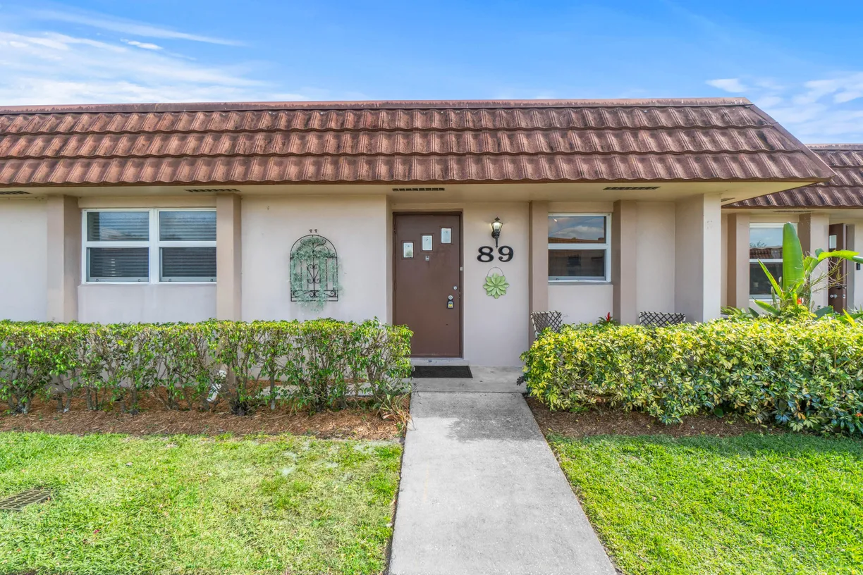 South Florida Real Estate | View 5775 Fernley Drive, 89 | 2 Beds, 2 Baths