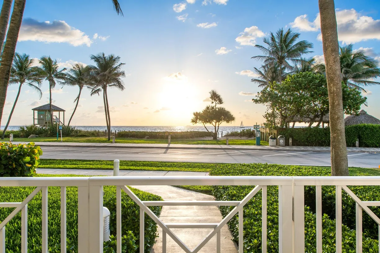 South Florida Real Estate | View 701 SE 21st Avenue, 109 | 3 Beds, 3 Baths