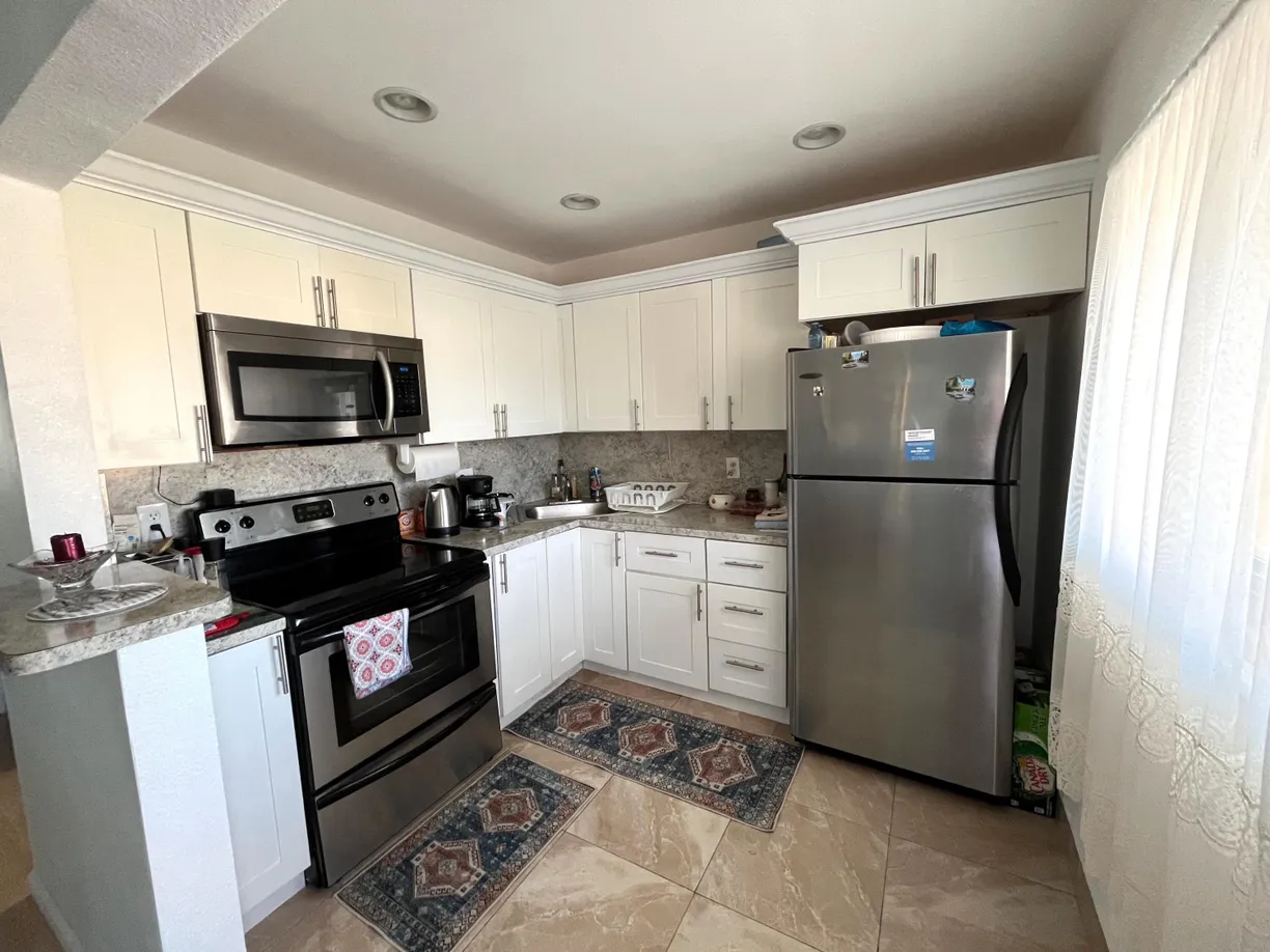 South Florida Real Estate | View 2192 NE 1st Way, 202 | 1 Bed, 1 Bath