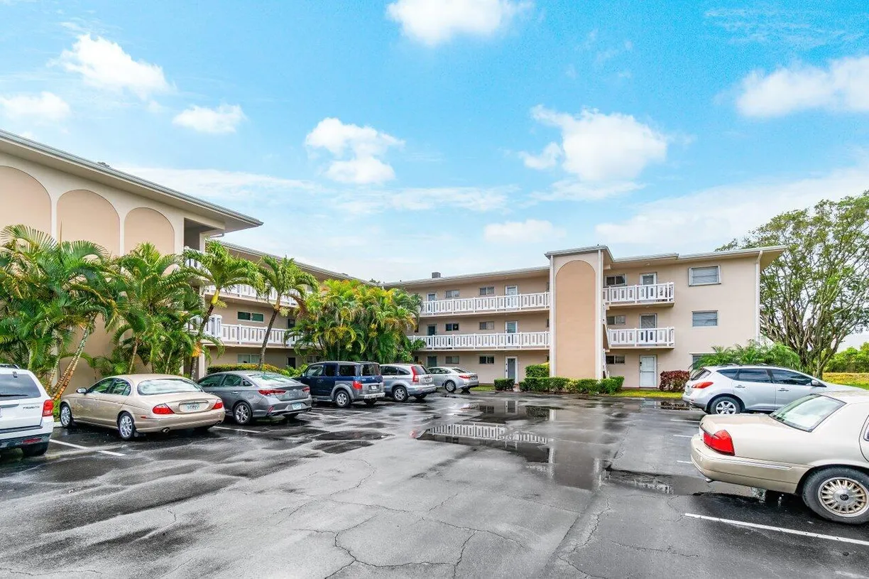 South Florida Real Estate | View 2640 S Garden Drive, 112 | 2 Beds, 1 Bath