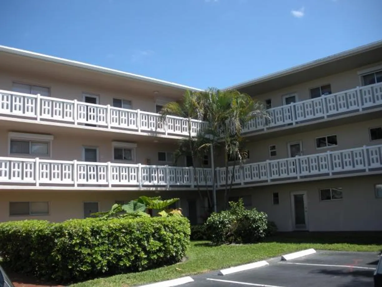 South Florida Real Estate | View 2770 S Garden Drive, 208 | 2 Beds, 1 Bath