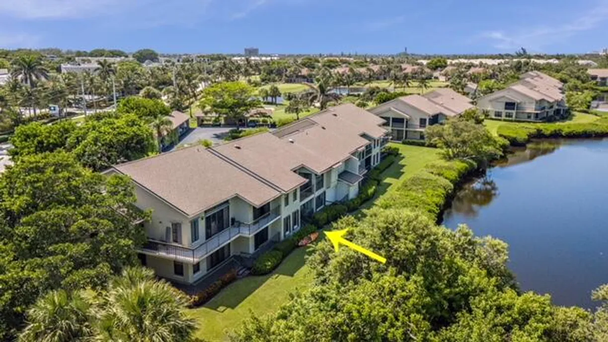 South Florida Real Estate | View 2306 Fairway Drive | 2 Beds, 2 Baths