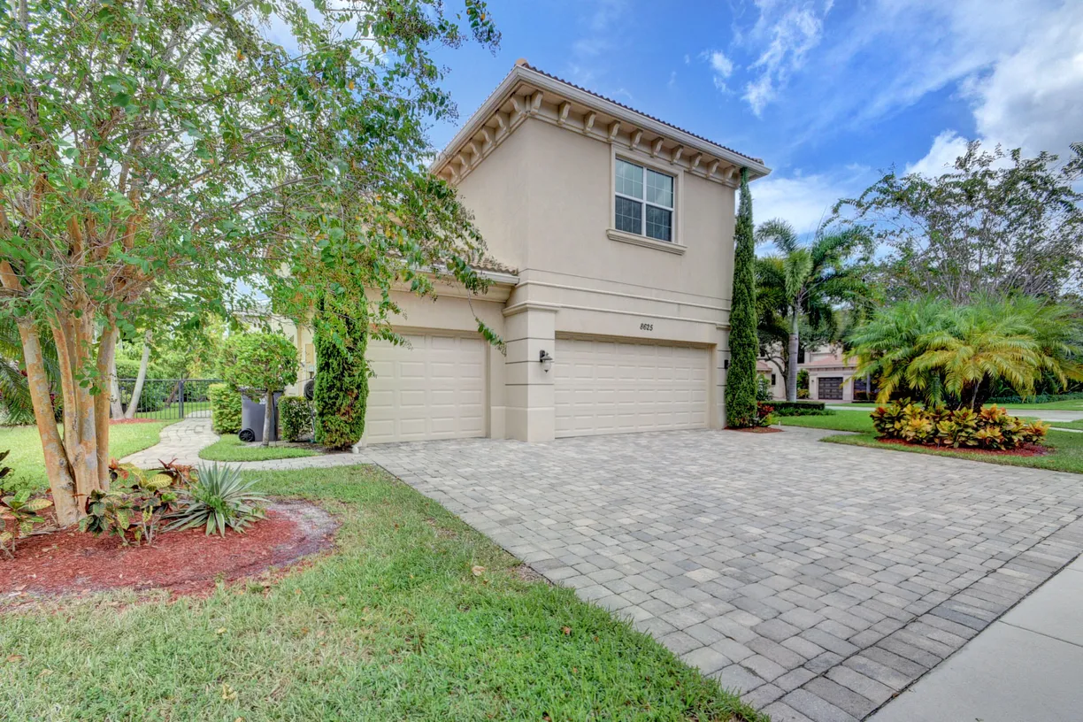 South Florida Real Estate | View 8625 Wellington View Drive | Listing