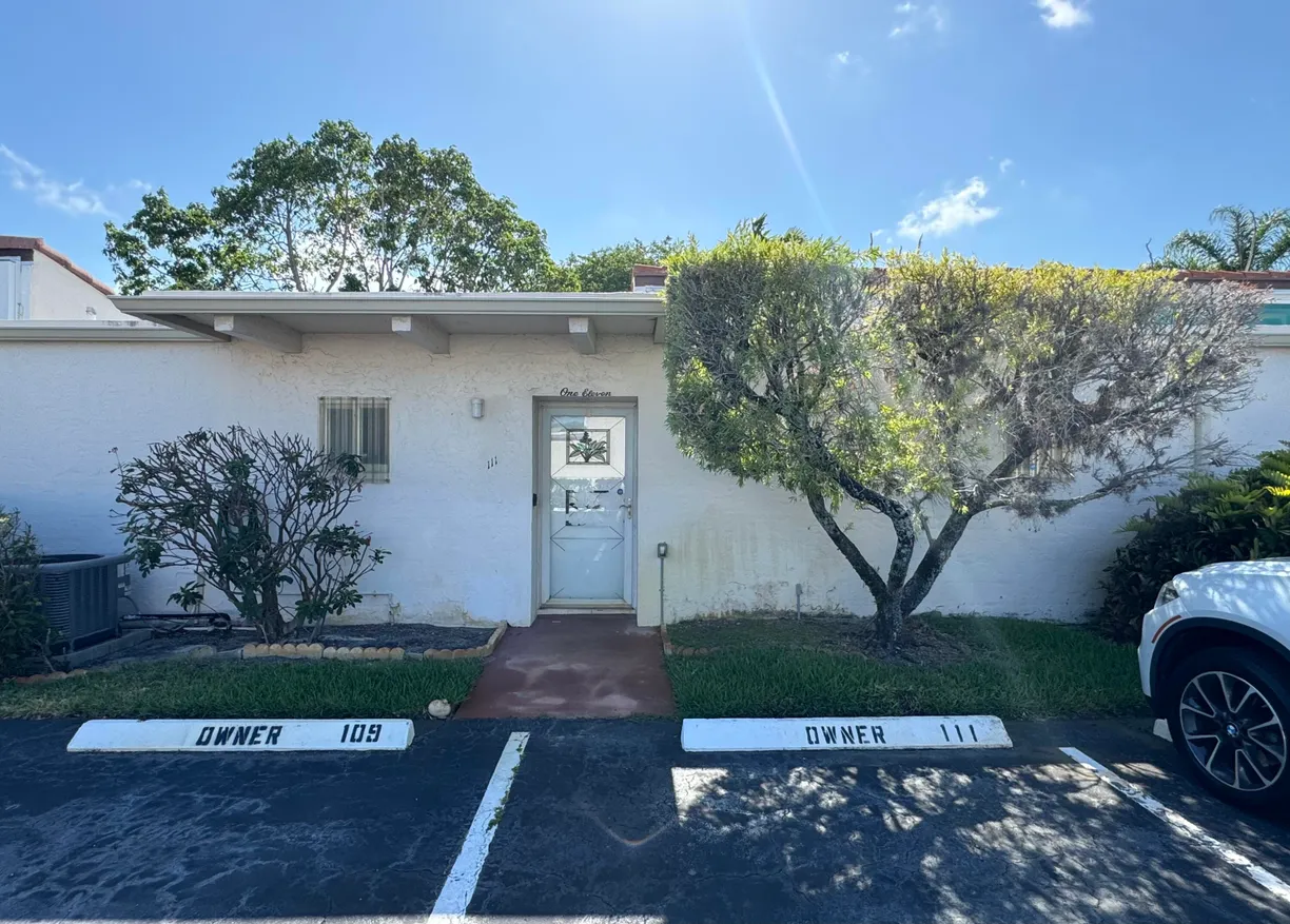 South Florida Real Estate | View 2650 Boundbrook Boulevard, 111 | 2 Beds, 2 Baths
