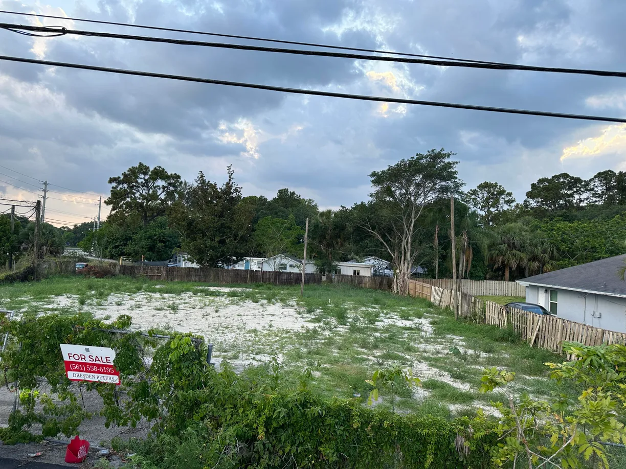 South Florida Real Estate | View 1041 Skees Road