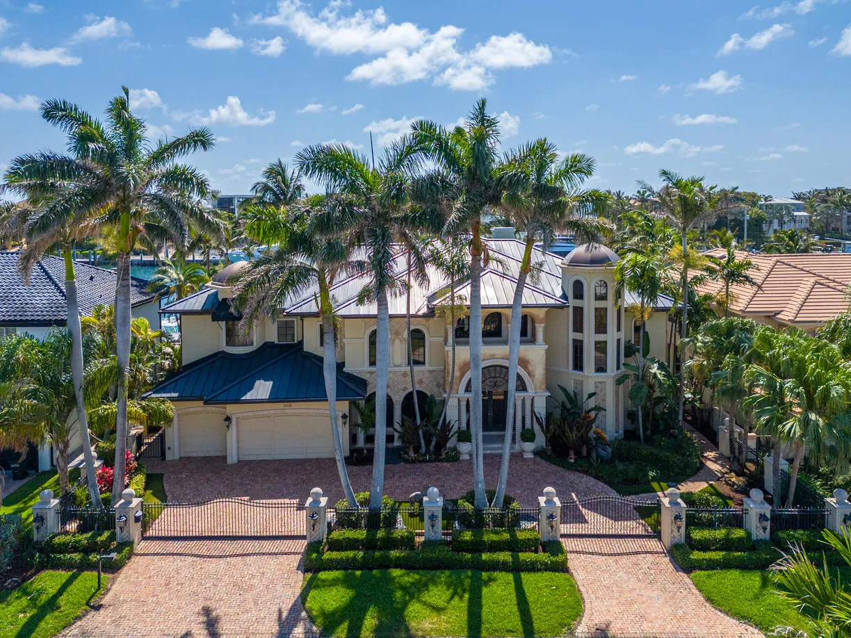 South Florida Real Estate | View 3332 NE 31st Avenue | Listing