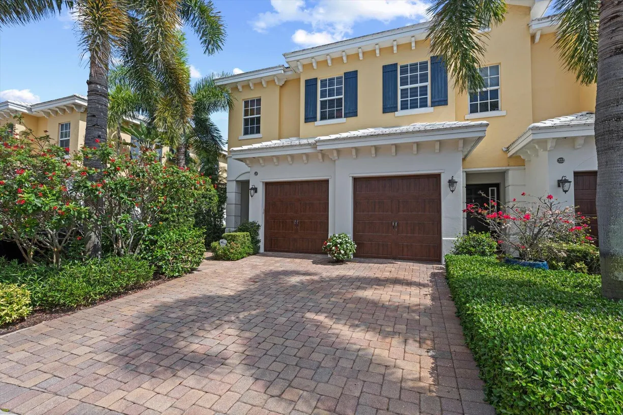 South Florida Real Estate | View 218 Mariner Court | 3 Beds, 3 Baths