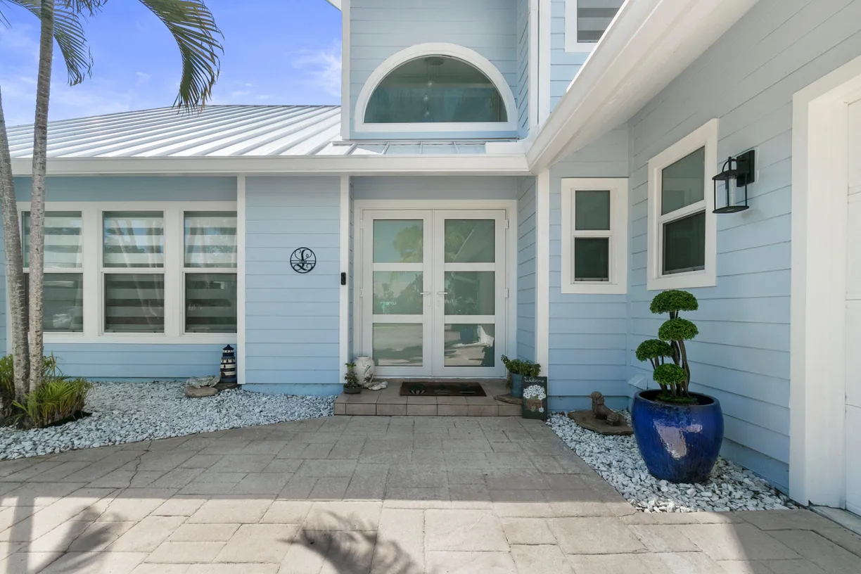 South Florida Real Estate | View 9029 SE Breeze Way | Listing